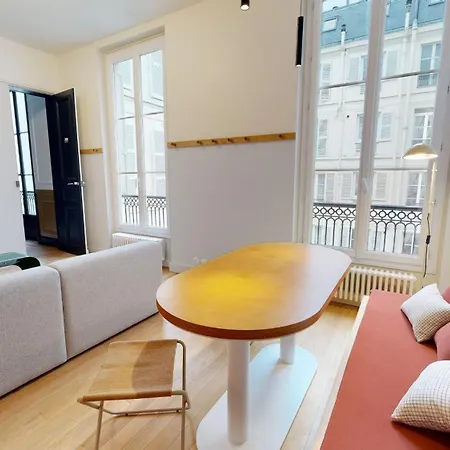 Cosy 2-bed Flat Near Moulin Rouge Lägenhet