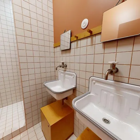 Cosy 2-bed Flat Near Moulin Rouge Apartment Paris